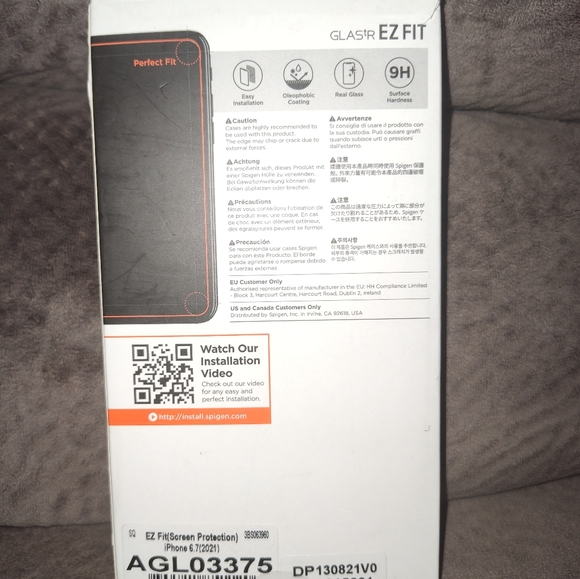 Spigen EZ Fit Tempered Screen Protector for iPhone 14 Plus, iPhone 13 Pro Max - Picture 2 of 2